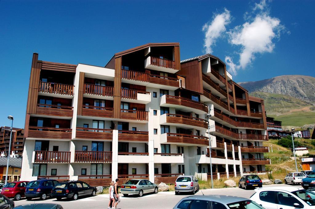 Résidence Odalys Le Christiana Alpe dʼHuez Extérieur photo